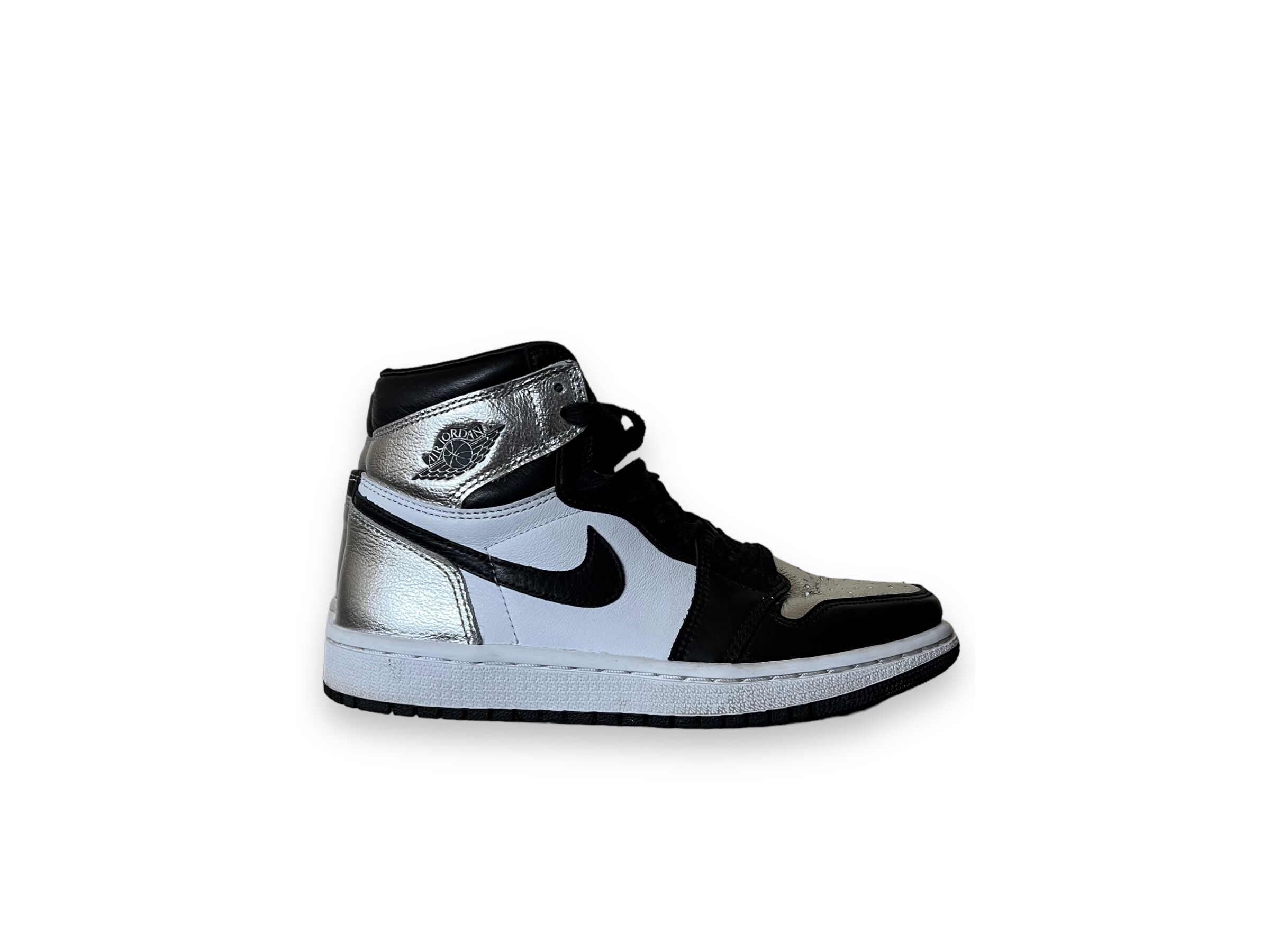 Kép 2/6 - Air Jordan 1 Retro High OG "Silver Toe" cipő (36)