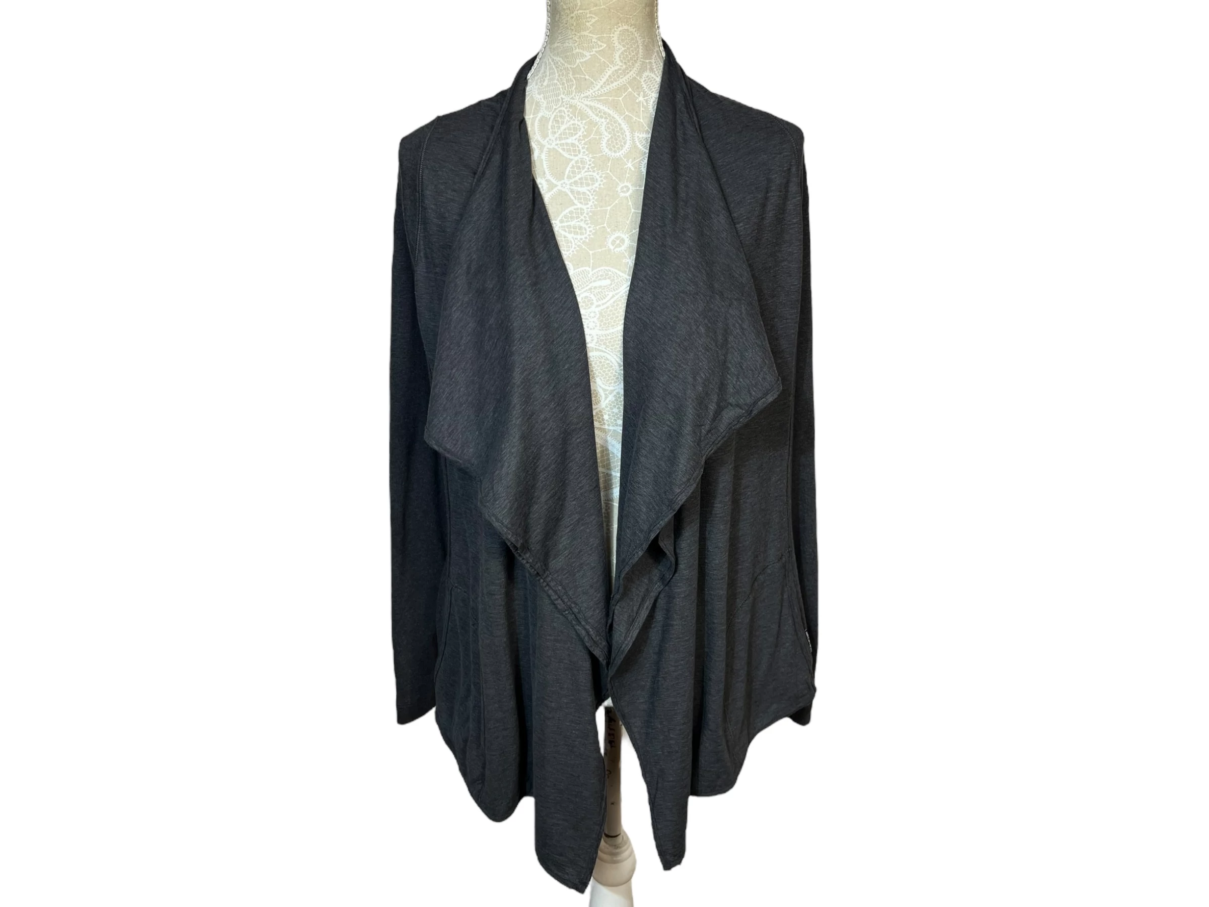 Marc Cain Sports kardigán (N6/44/XXL)